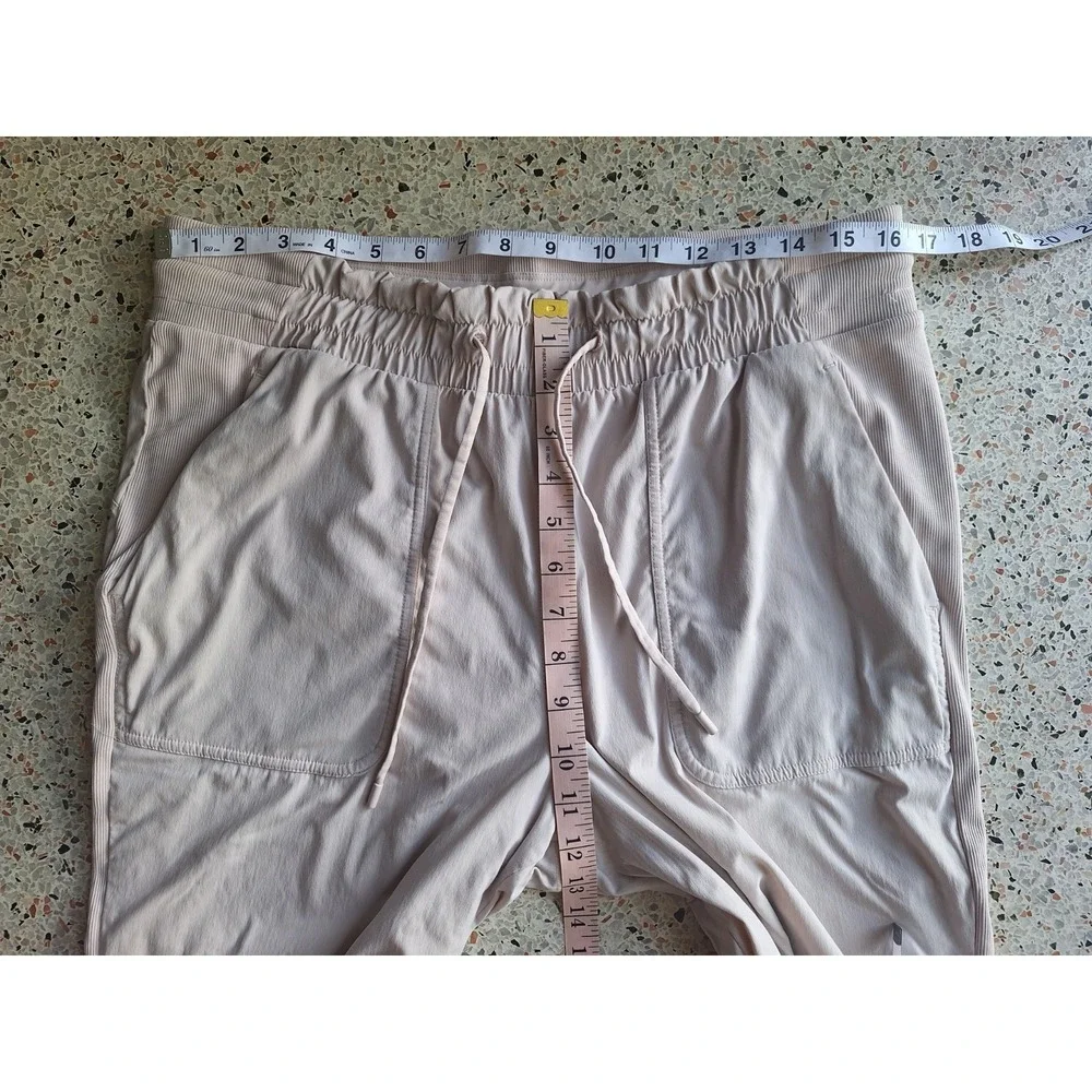 111 Lululemon Beyond the Studio Jogger *Lined - Picture 14 of 14